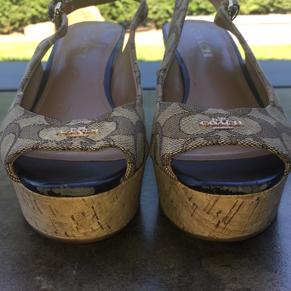 COACH New York Ferry Platform Wedge Open Toe Sandals w/logo throughout - Size 8B - Picture 14 of 17